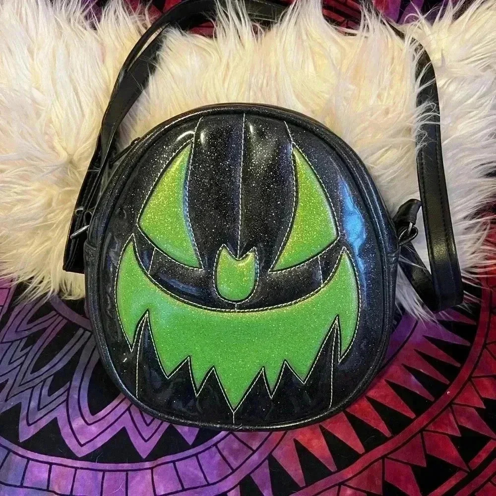 Love pain and stitches handmade bag